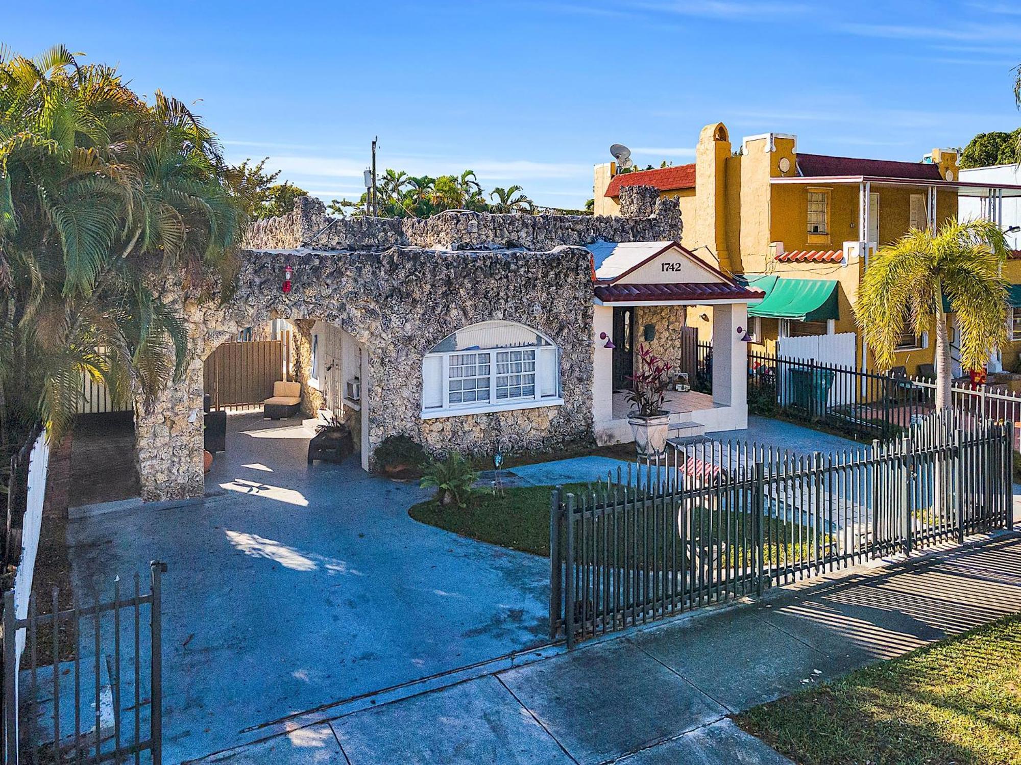 Coral Suite Close To Little Havana Маямі Екстер'єр фото